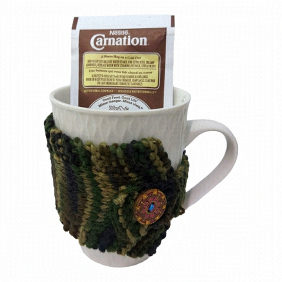 Hand Knit Mug Cozy Set for Hot Beverage Lovers - Picture 4 of 4